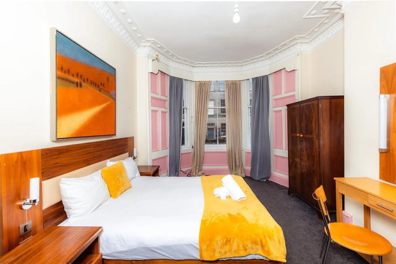 אדינבורו Super Central 4 Bedrooms Apartment By Calton Hill 0*,  בריטניה