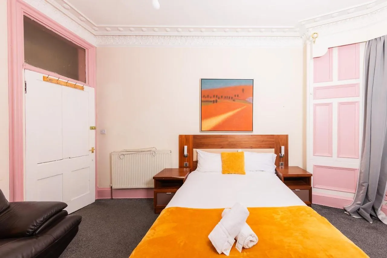 אדינבורו Super Central 4 Bedrooms Apartment By Calton Hill