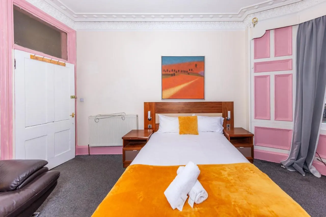 אדינבורו Super Central 4 Bedrooms Apartment By Calton Hill 0*,