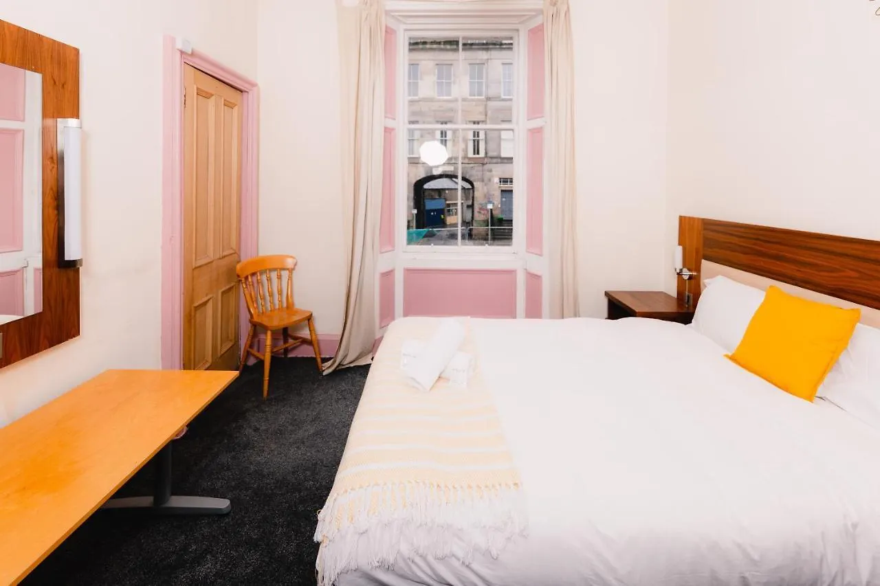 אדינבורו Super Central 4 Bedrooms Apartment By Calton Hill