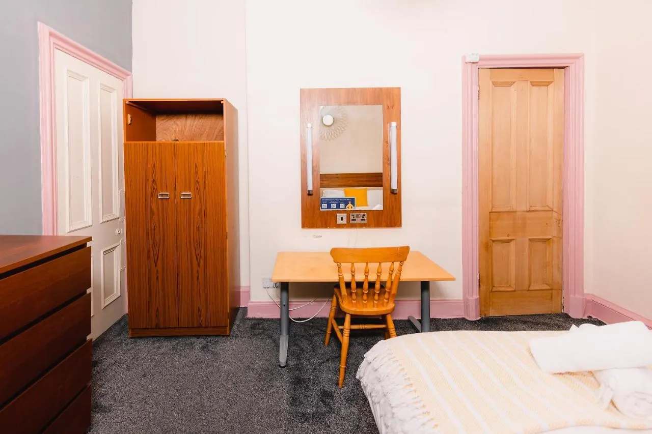 אדינבורו Super Central 4 Bedrooms Apartment By Calton Hill