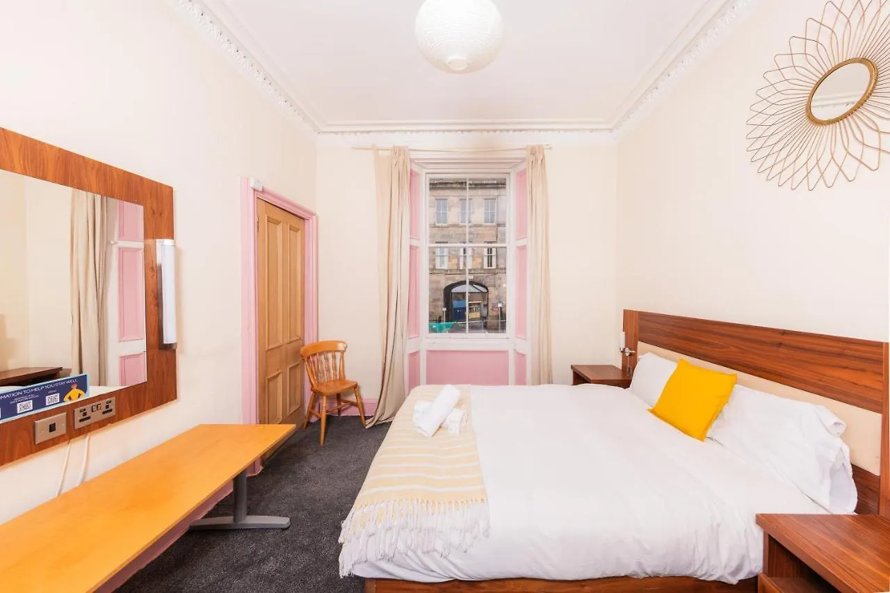 אדינבורו Super Central 4 Bedrooms Apartment By Calton Hill