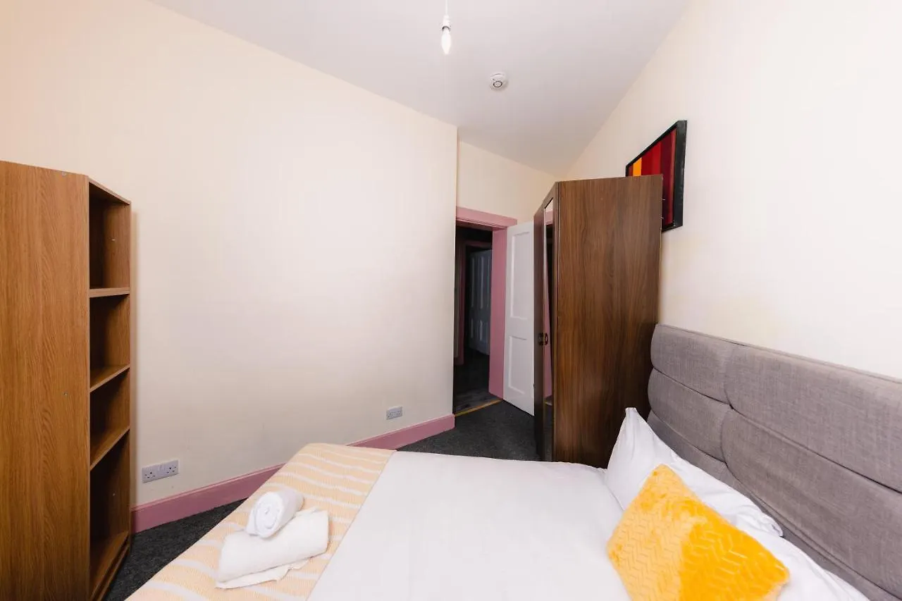 אדינבורו Super Central 4 Bedrooms Apartment By Calton Hill
